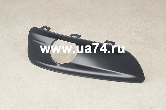 Оправа туманки правая Citroen C4 2010-2015 5D (Тайвань)